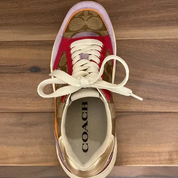 Coach runner - Picture 6 of 7